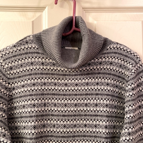 LL Bean Turtleneck Sweater Fair Isle pattern Grey Black White Cotton Cashmere MP - Picture 3 of 12